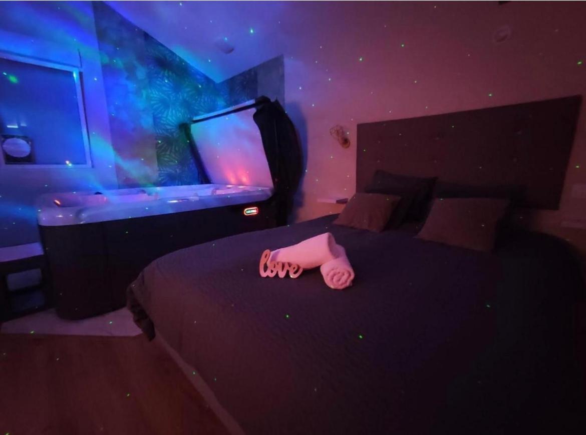 Bed and Breakfast Le Cocoon D'Emy Louvetot Exterior foto